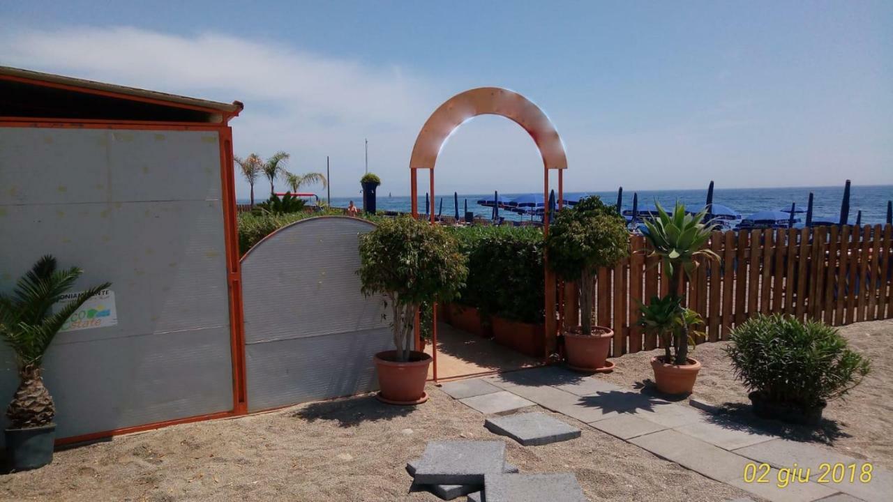 Aessebenessere Casavacanza Mascali Buitenkant foto